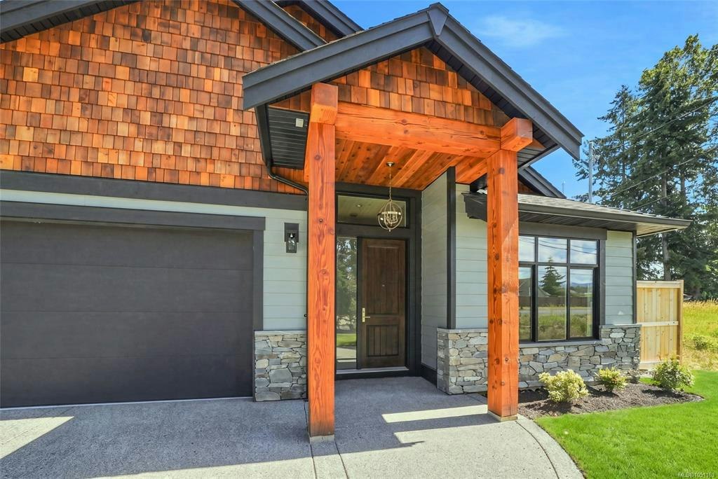 858 Wembley Road, French Creek, BC, V9P 2E6