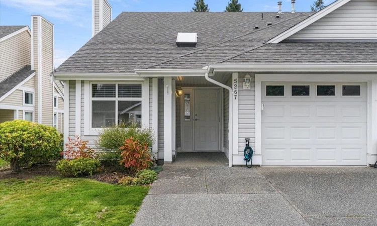5267 Arbour Crescent