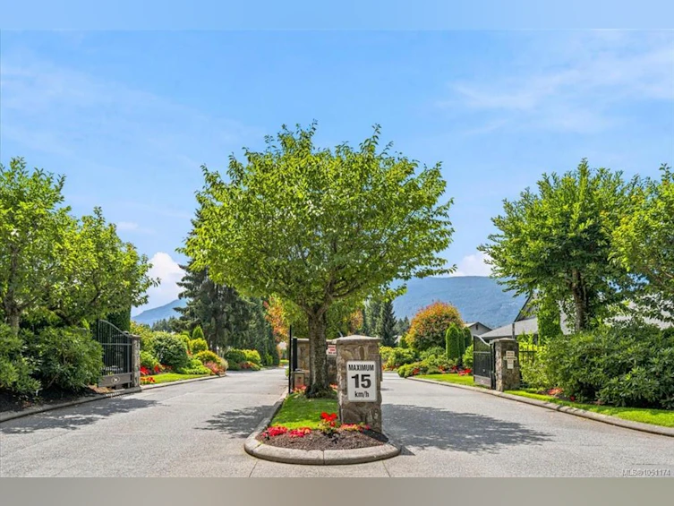 3931 Excalibur Street, Nanaimo, BC, V9T 6B9 - 29