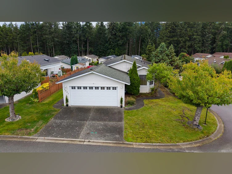 3931 Excalibur Street, Nanaimo, BC, V9T 6B9 - 24