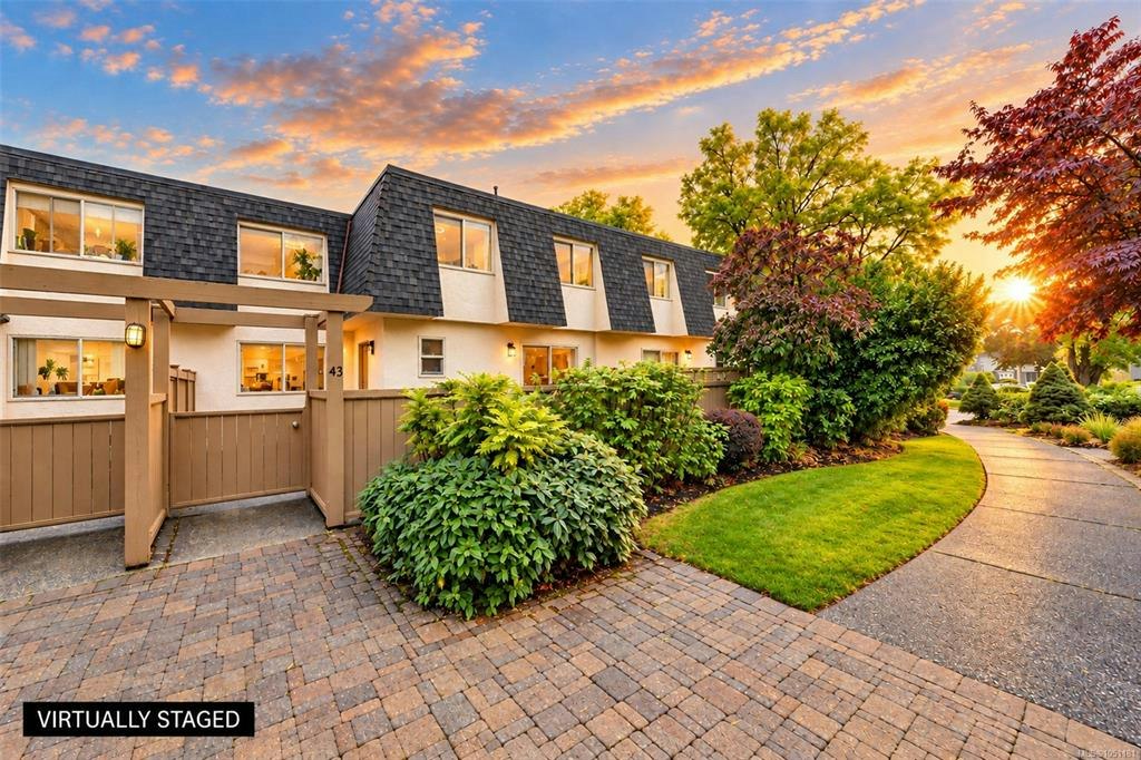43-4061 Larchwood Drive
