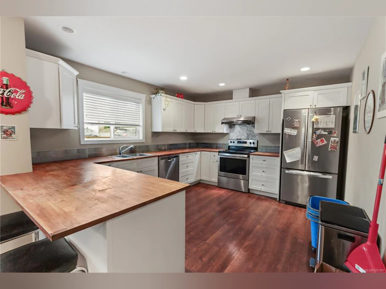 648 Alyssa Place, Nanaimo, BC, V9R 0H4 - 4