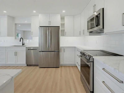 916 W Burnside Road - 4