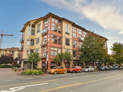 405-829 Goldstream Avenue - 3