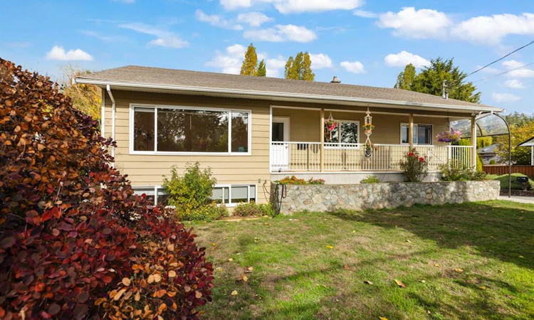 586 Normandy Road