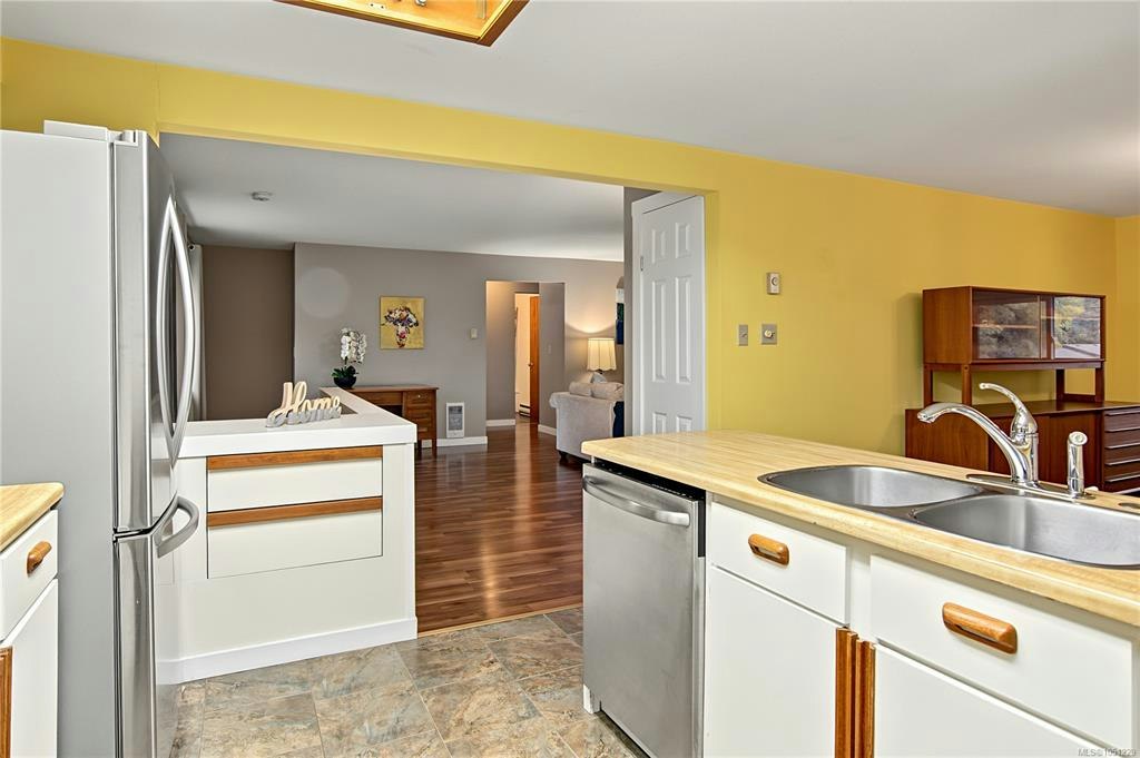 3505 Harris Crescent, Hilliers, BC, V9K 1W1 - 17