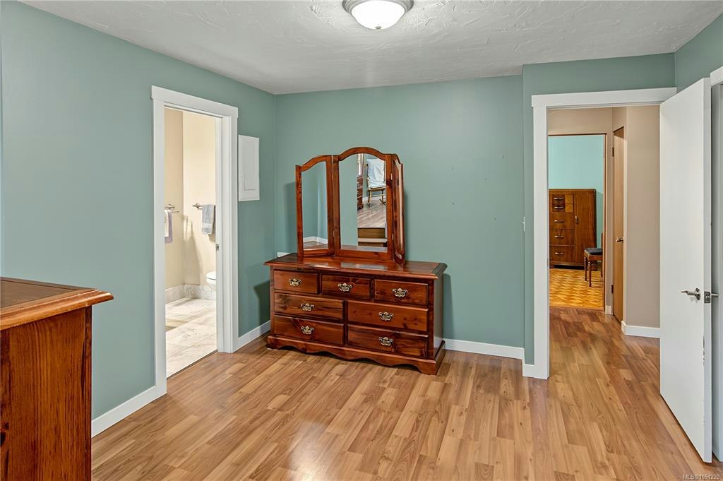 3505 Harris Crescent, Hilliers, BC, V9K 1W1 - 35
