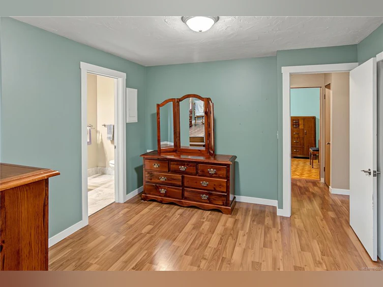 3505 Harris Crescent, Hilliers, BC, V9K 1W1 - 35