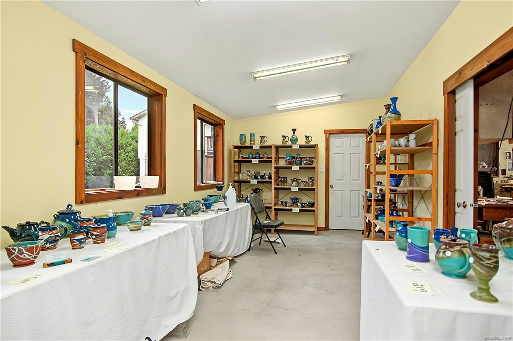 3505 Harris Crescent, Hilliers, BC, V9K 1W1 - 45