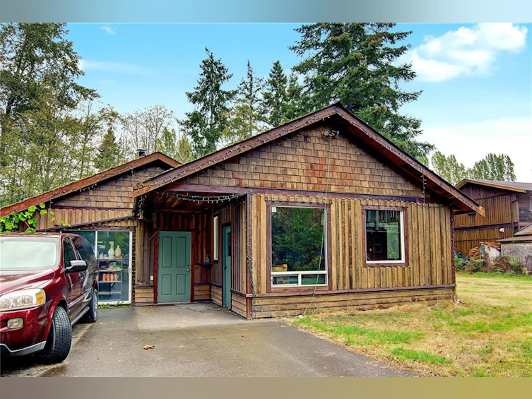 3505 Harris Crescent, Hilliers, BC, V9K 1W1 - 9