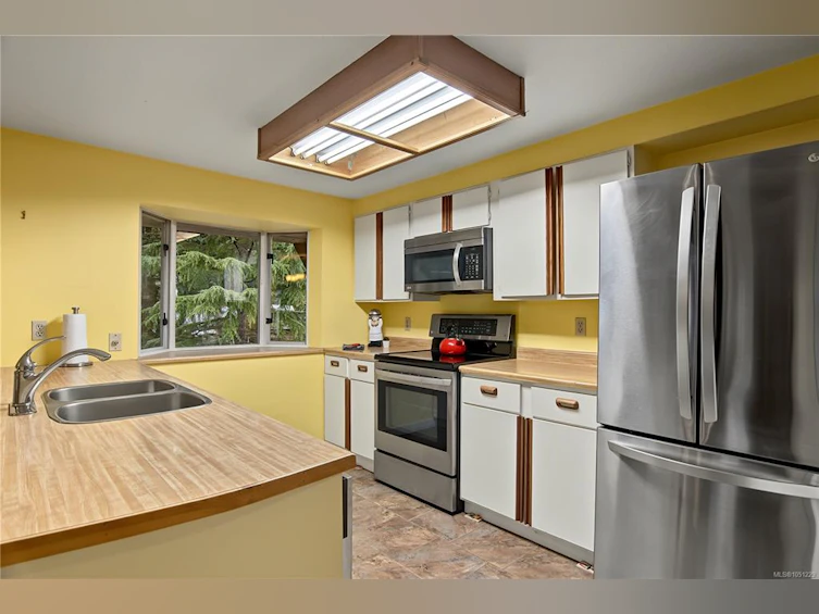 3505 Harris Crescent, Hilliers, BC, V9K 1W1 - 16
