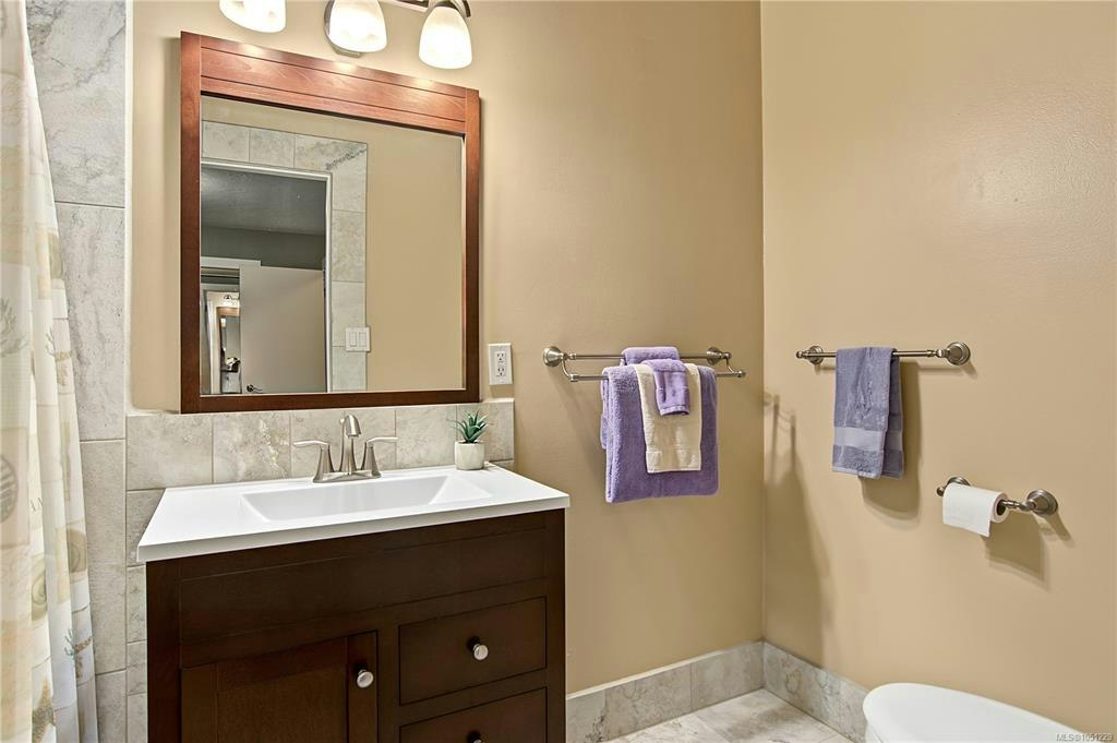 3505 Harris Crescent, Hilliers, BC, V9K 1W1 - 33