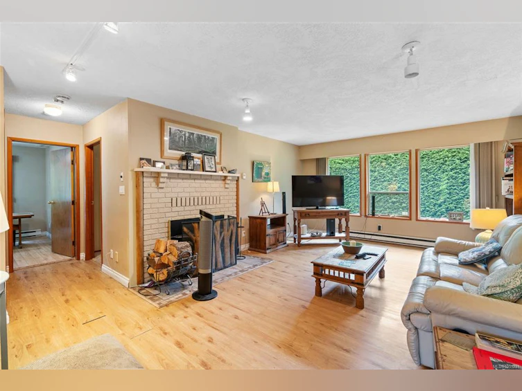 2-1215 Stelly's Cross Road, Central Saanich, BC, V8M 1H3 - 8