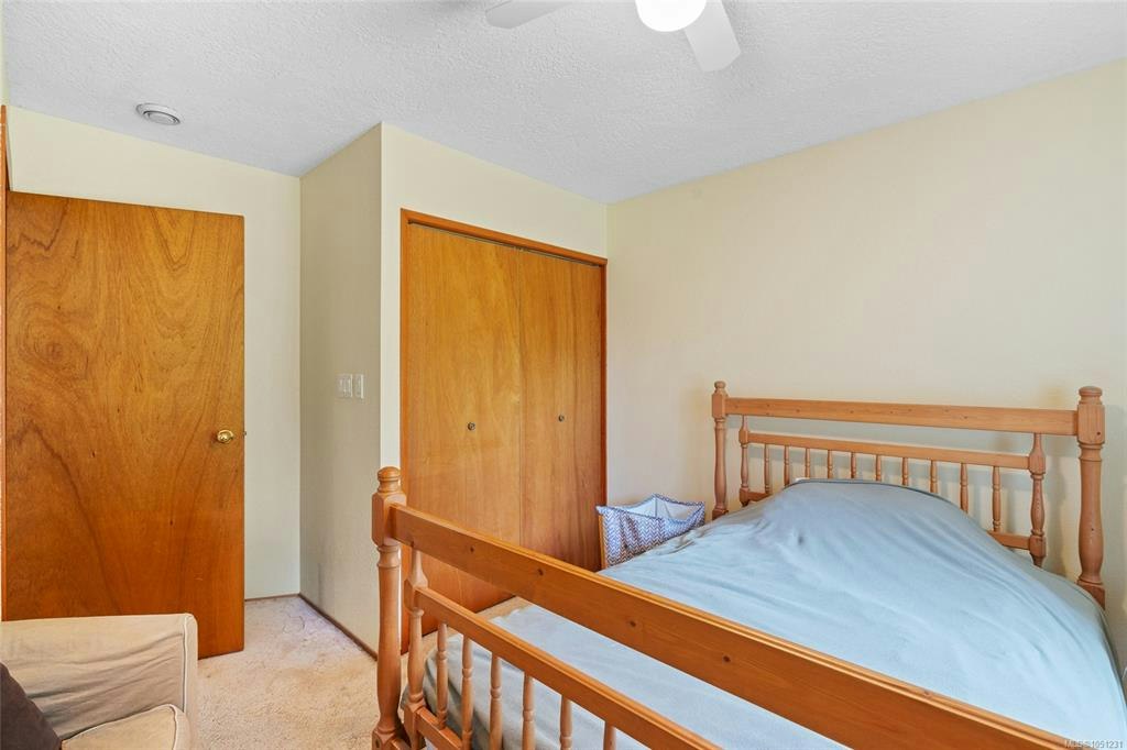 2-1215 Stelly's Cross Road, Central Saanich, BC, V8M 1H3 - 27