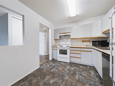 101-6715 Dover Road - 5