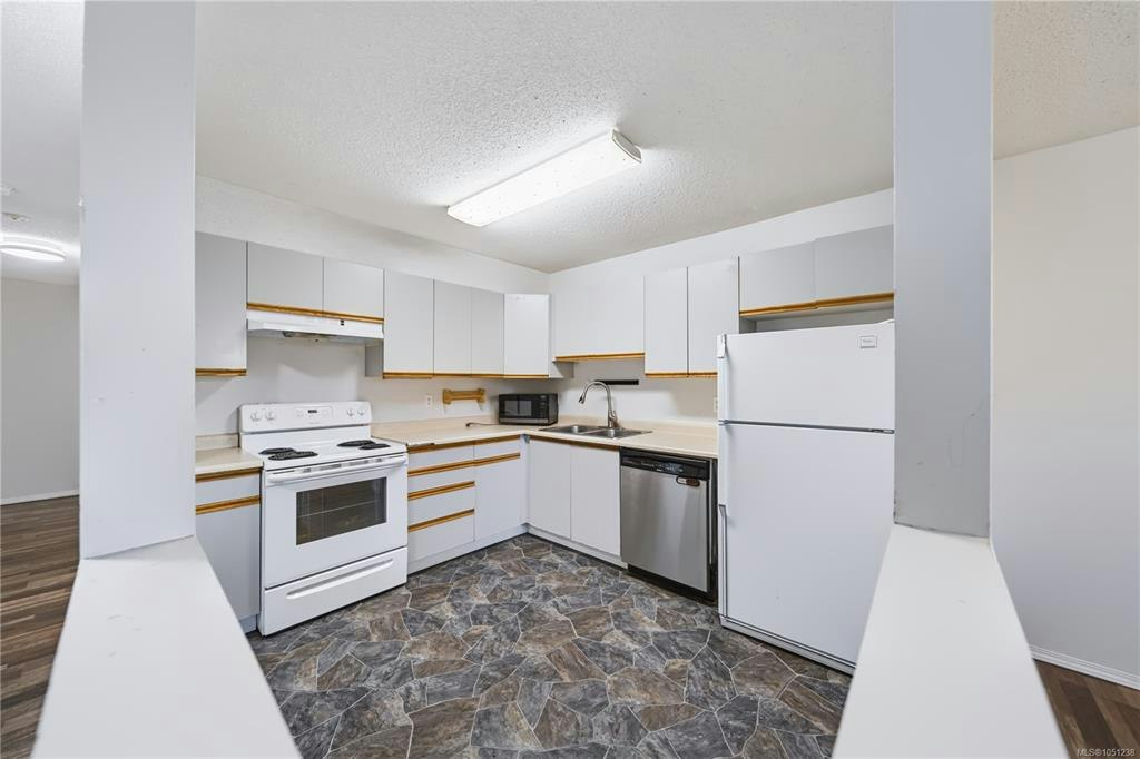 101-6715 Dover Road, Nanaimo, BC, V9V 1L8 - 6