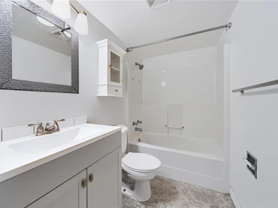 101-6715 Dover Road - 3