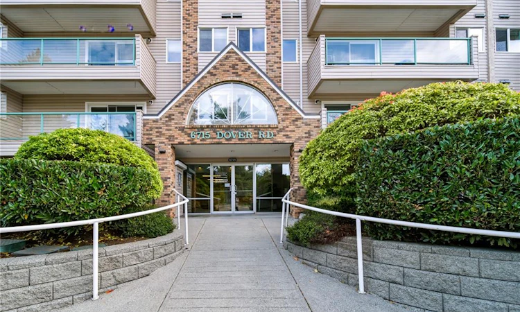 101-6715 Dover Road