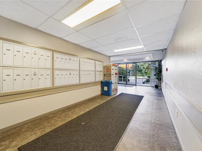 101-6715 Dover Road - 2
