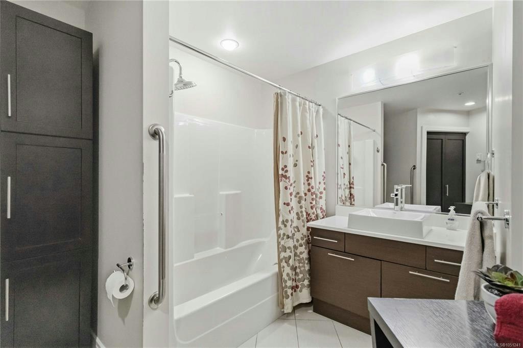 301-2850 Aldwynd Road, Langford, BC, V9B 3S7 - 33