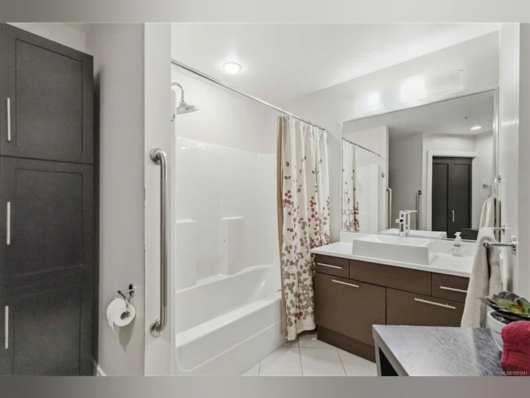 301-2850 Aldwynd Road, Langford, BC, V9B 3S7 - 33