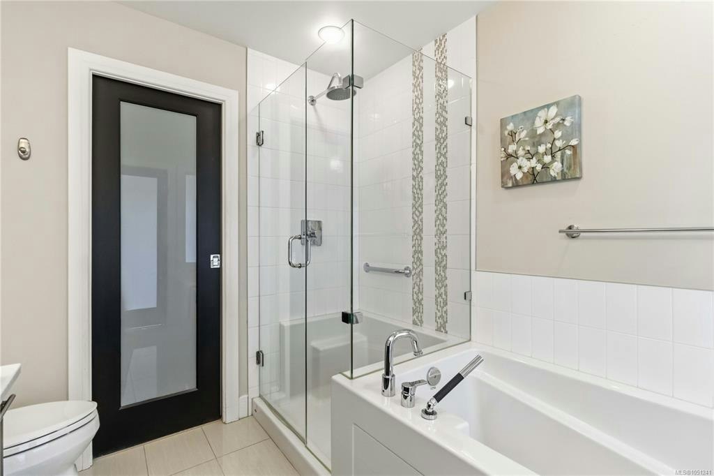 301-2850 Aldwynd Road, Langford, BC, V9B 3S7 - 26