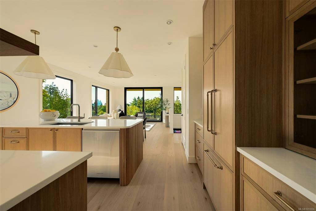 2-3080 Oakdowne Road, Oak Bay, BC, V8R 5N9 - 26