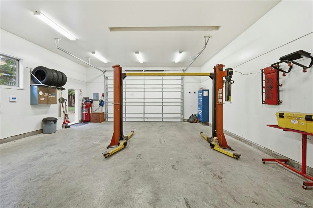 1951 Szasz Drive - 5