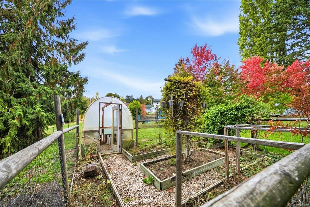 1951 Szasz Drive, Nanaimo, BC, V9X 1B9 - 10