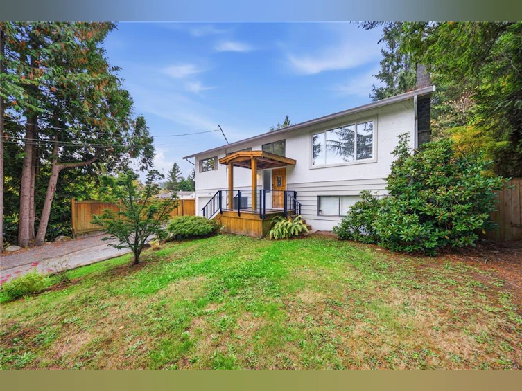 1951 Szasz Drive, Nanaimo, BC, V9X 1B9 - 3