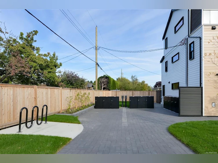 3-2100 Allenby Street, Oak Bay, BC, V8R 3C3 - 60