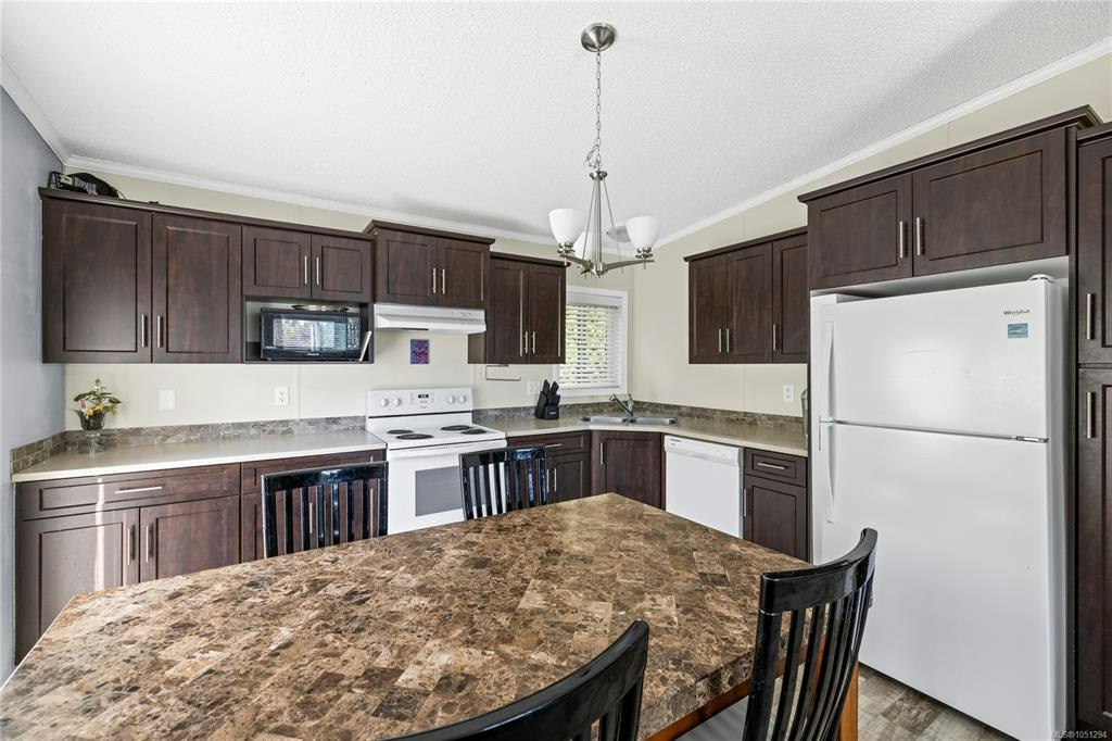 885 Glenhale Crescent, French Creek, BC, V9P 1Z7 - 26