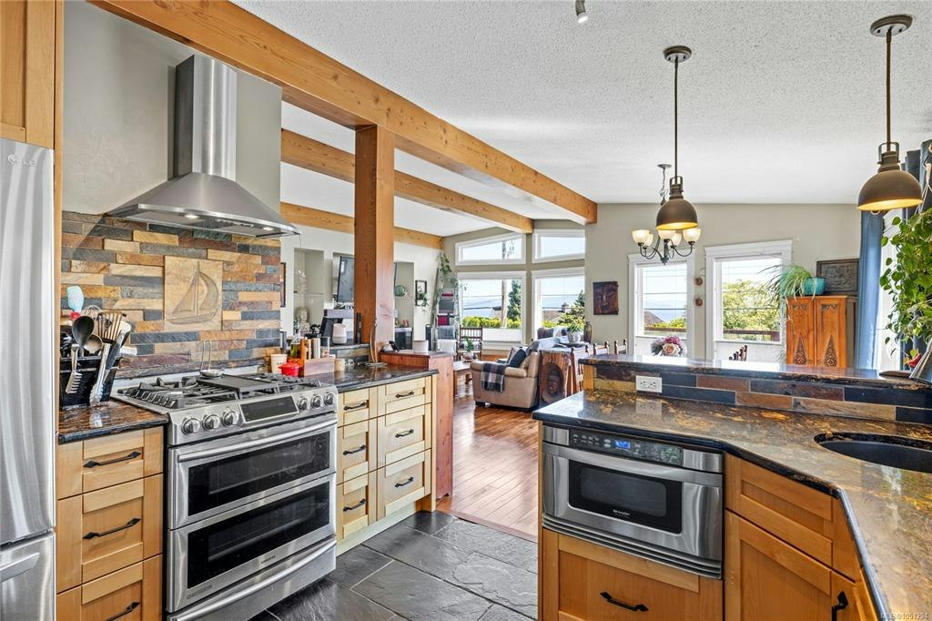 885 Glenhale Crescent, French Creek, BC, V9P 1Z7 - 4
