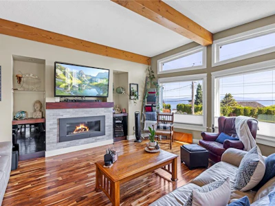 885 Glenhale Crescent - 3