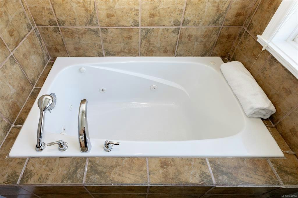 696 Pacific Heights Lane, Campbell River, BC, V9H 0A6 - 40