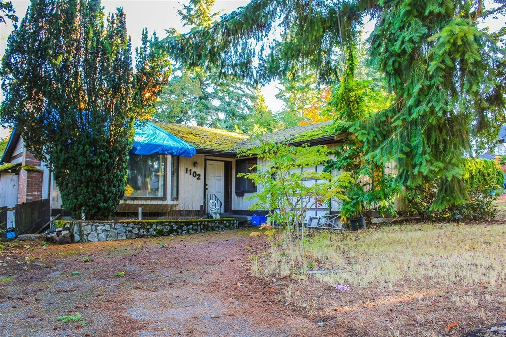 1102 Marchant Road, Central Saanich, BC, V8M 1G1