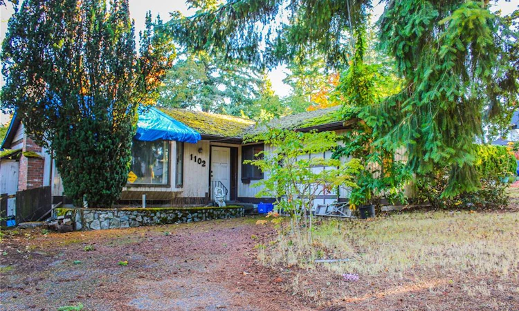 1102 Marchant Road