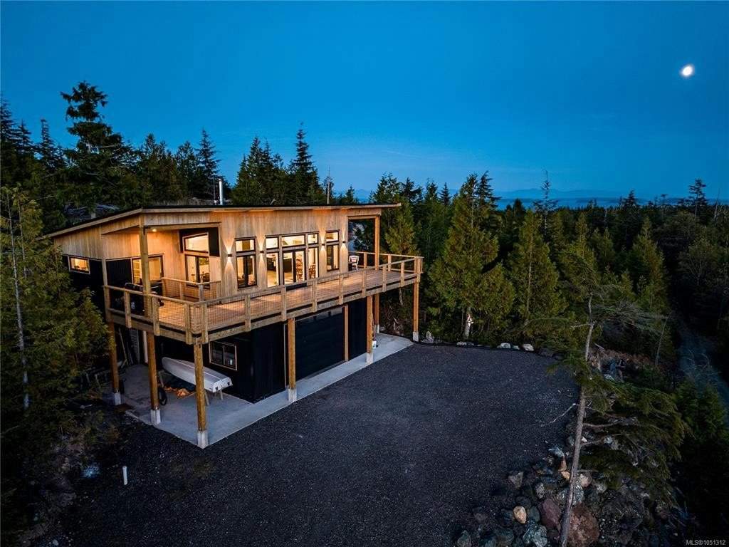 1071 Uplands Close, Ucluelet, BC, V0R 3A0 - 37