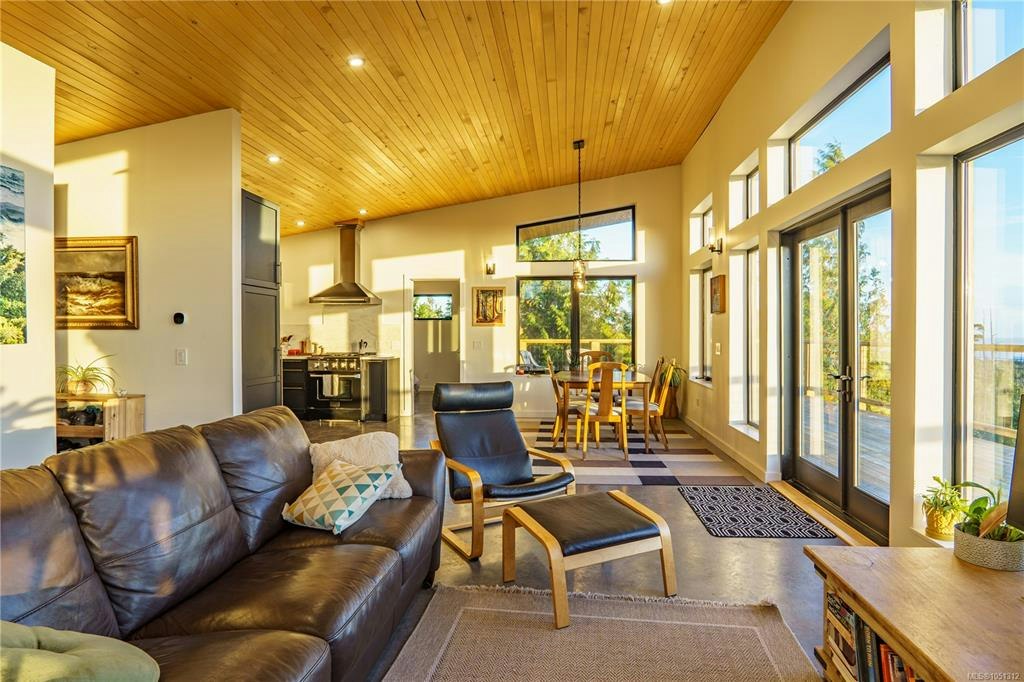 1071 Uplands Close, Ucluelet, BC, V0R 3A0 - 9