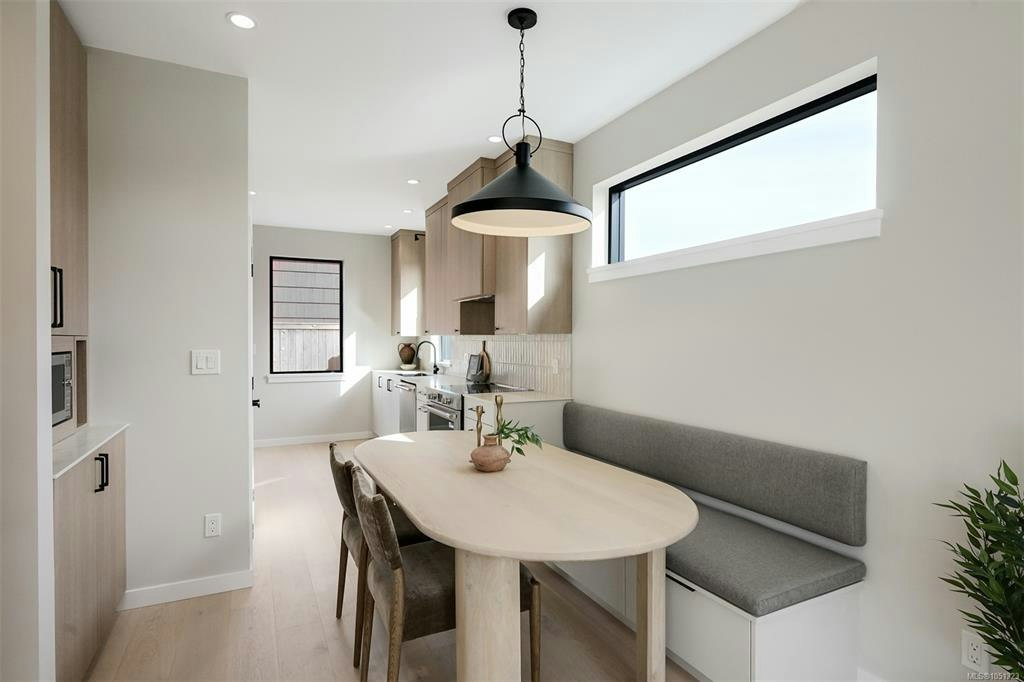 4-2100 Allenby Street, Oak Bay, BC, V8R 3C3 - 14