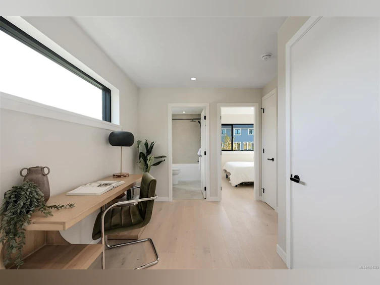 4-2100 Allenby Street, Oak Bay, BC, V8R 3C3 - 45