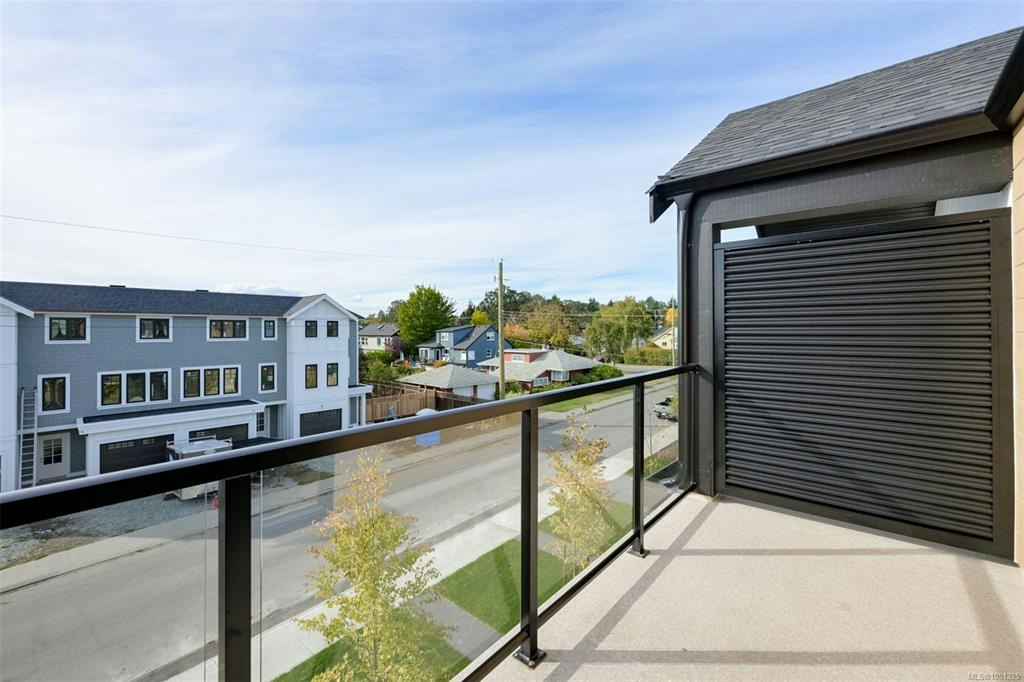 1-2100 Allenby Street, Oak Bay, BC, V8R 3C3 - 38