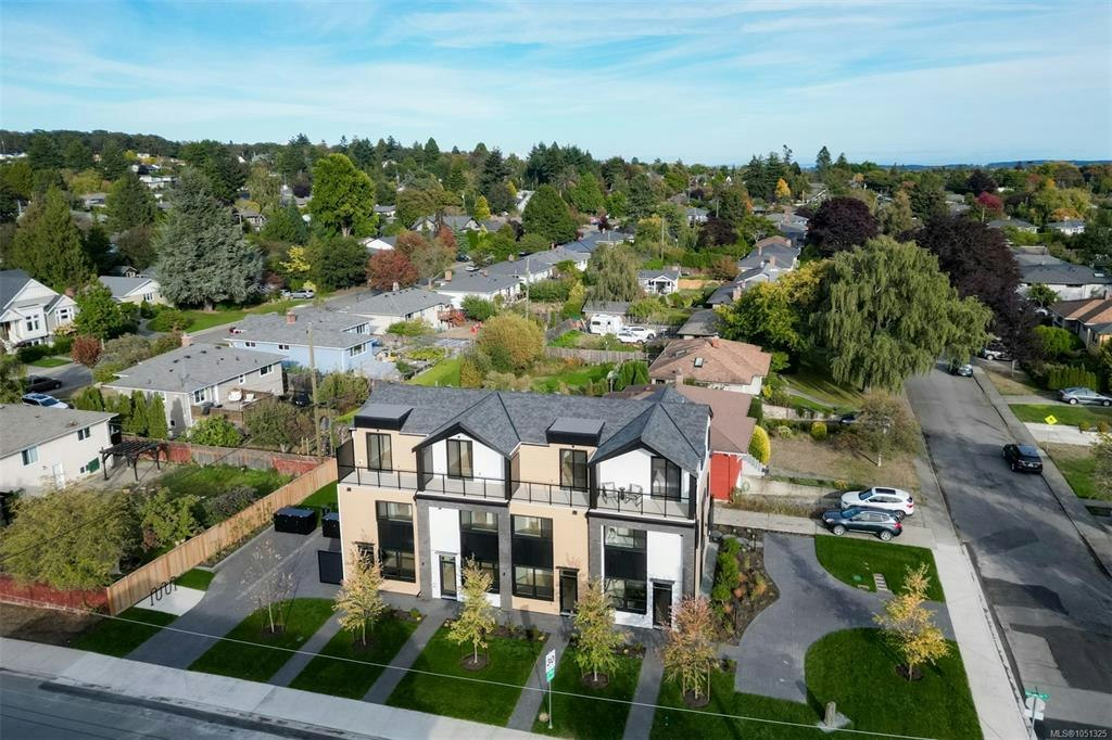 1-2100 Allenby Street, Oak Bay, BC, V8R 3C3 - 69