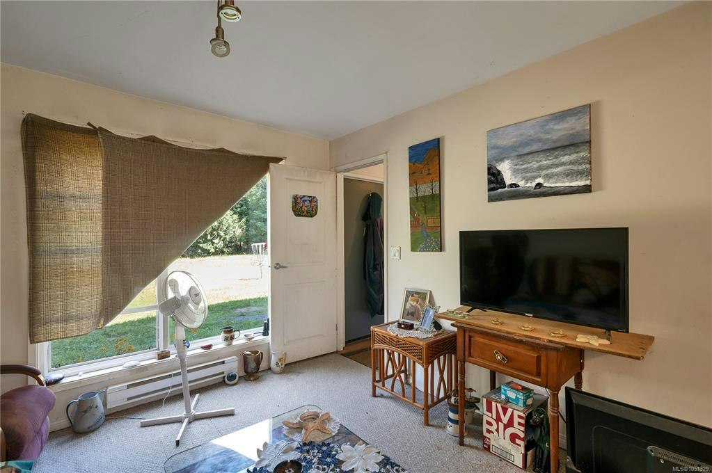 1376 Hooley Road, Quadra Island, BC, V0P 1N0 - 28