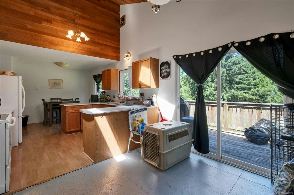 1376 Hooley Road, Quadra Island, BC, V0P 1N0 - 10