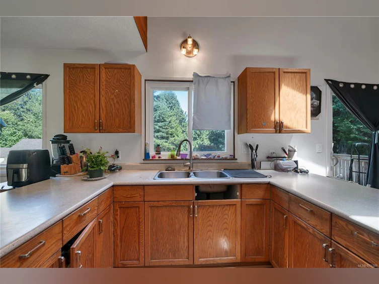 1376 Hooley Road, Quadra Island, BC, V0P 1N0 - 12