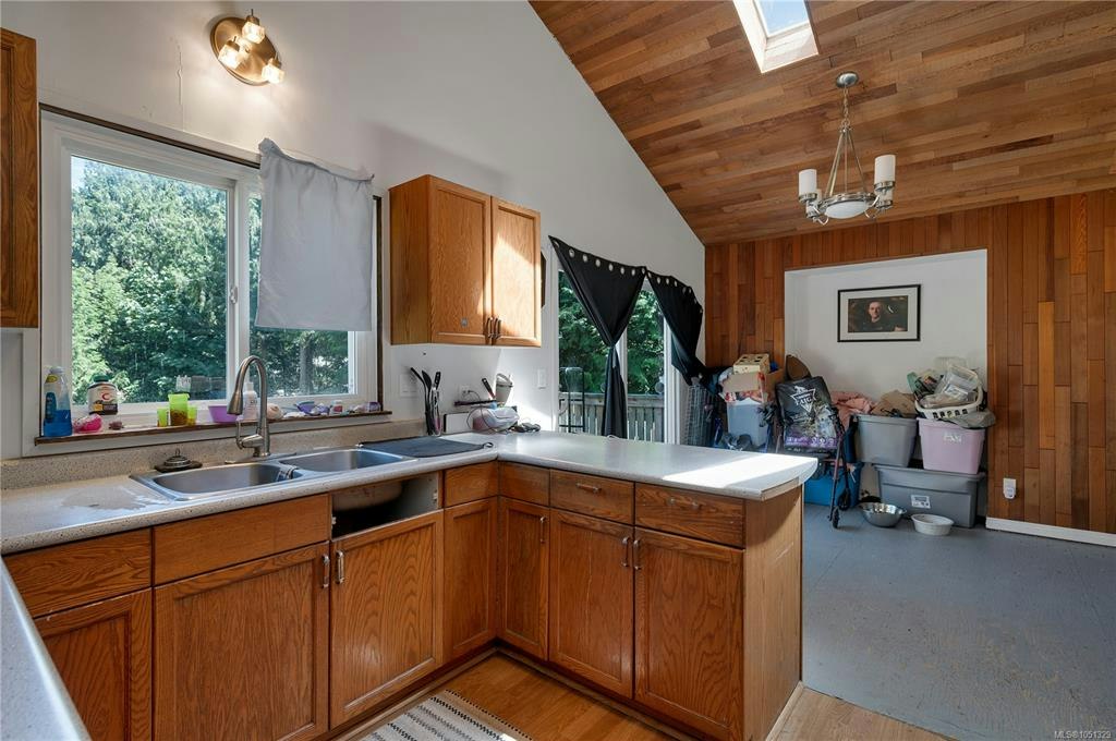 1376 Hooley Road, Quadra Island, BC, V0P 1N0 - 13