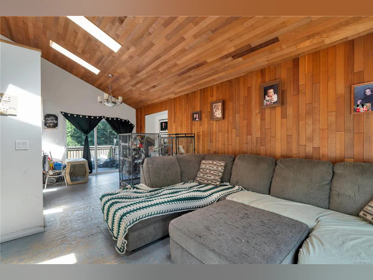 1376 Hooley Road, Quadra Island, BC, V0P 1N0 - 8