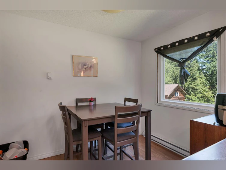 1376 Hooley Road, Quadra Island, BC, V0P 1N0 - 14