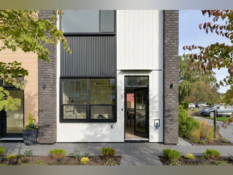 2-2100 Allenby Street, Oak Bay, BC, V8R 3C3 - 3